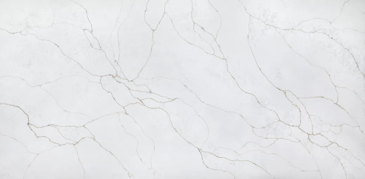 The Luce Oro slab is a masterful blend of contemporary elegance, with a background of multi-toned alabaster and soft grey tones. With its warm and yet distinct vein pattern, this slab acts as a stunning focal point for any installed application.